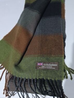100% Cashmere‎ Green & Brown Plaid Scarf - Made in Scotland